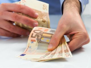 Fondsen - geld - biljetten